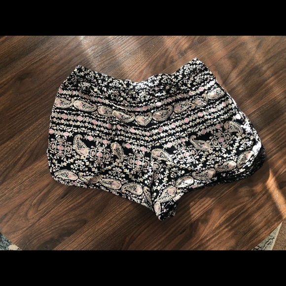 Patrons of Peace print shorts (S) - Picture 1 of 1